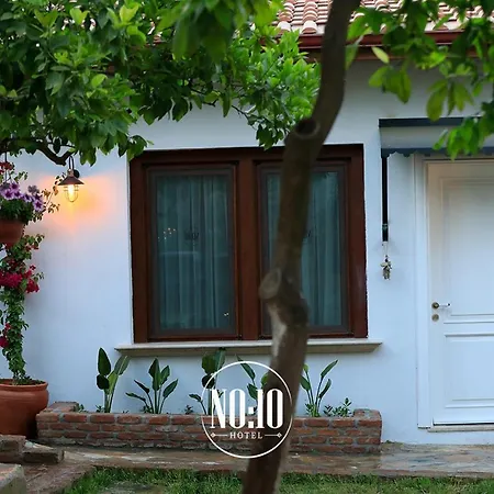 No 10 Selcuk